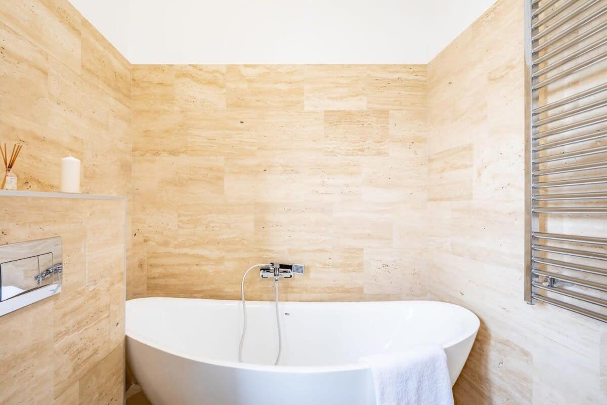 Apartmán Splendid Perfectly Located Flat With Sauna Budapešť Exteriér fotografie