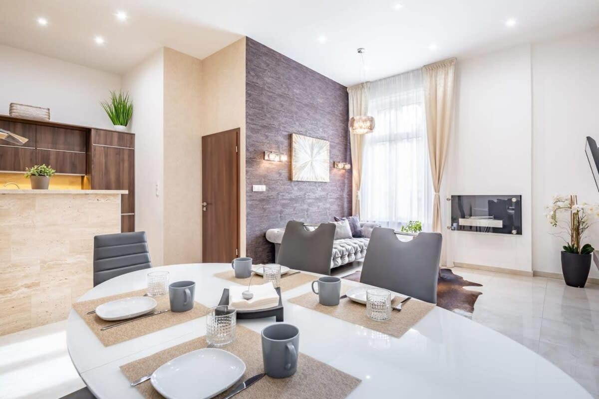 Apartmán Splendid Perfectly Located Flat With Sauna Budapešť Exteriér fotografie
