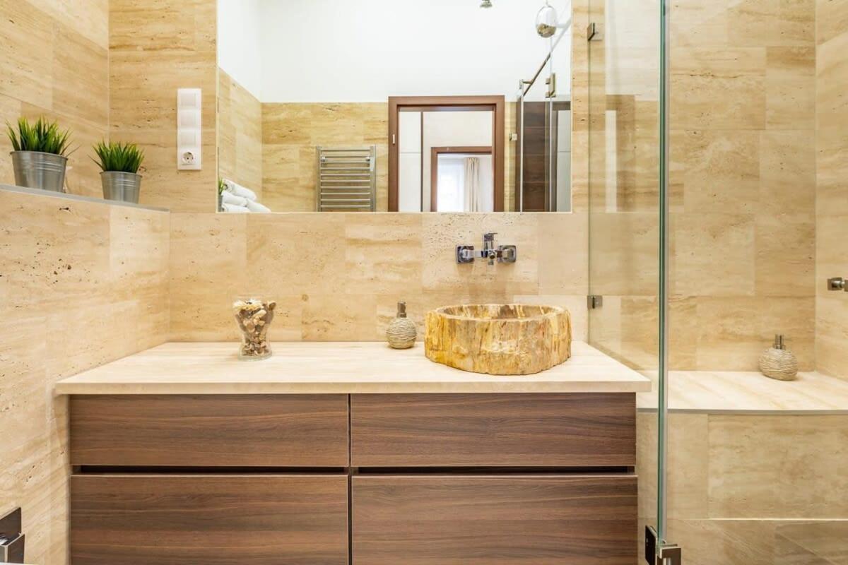 Apartmán Splendid Perfectly Located Flat With Sauna Budapešť Exteriér fotografie